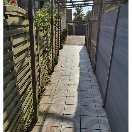Prázdninový dům Maison 2 Chambres, Terrasse, Proche De La N'2 Équihen-Plage
