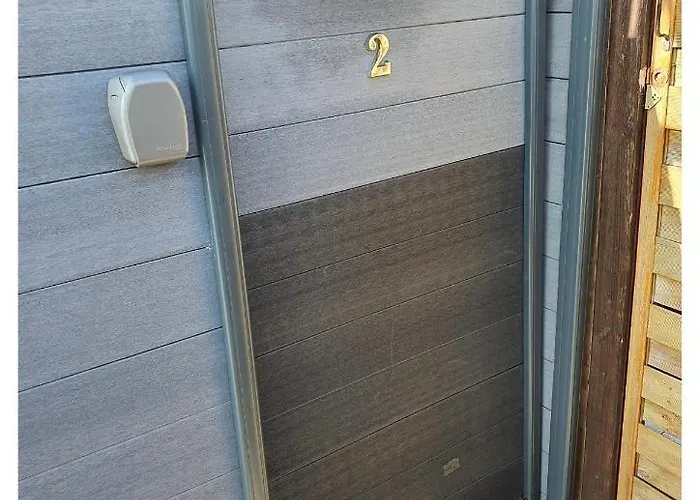 Hébergement de vacances Maison 2 Chambres, Terrasse, Proche De La N'2 *