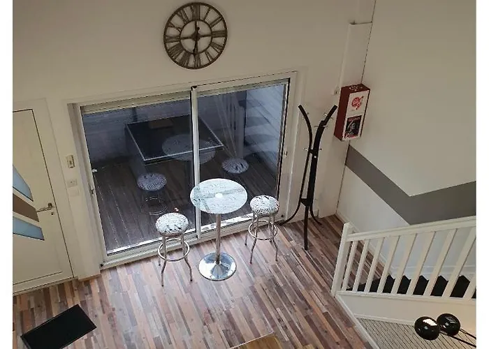 Hébergement de vacances Maison 2 Chambres, Terrasse, Proche De La N'2